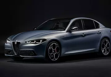Alfa Romeo wycofuje sedan Giulia i ...