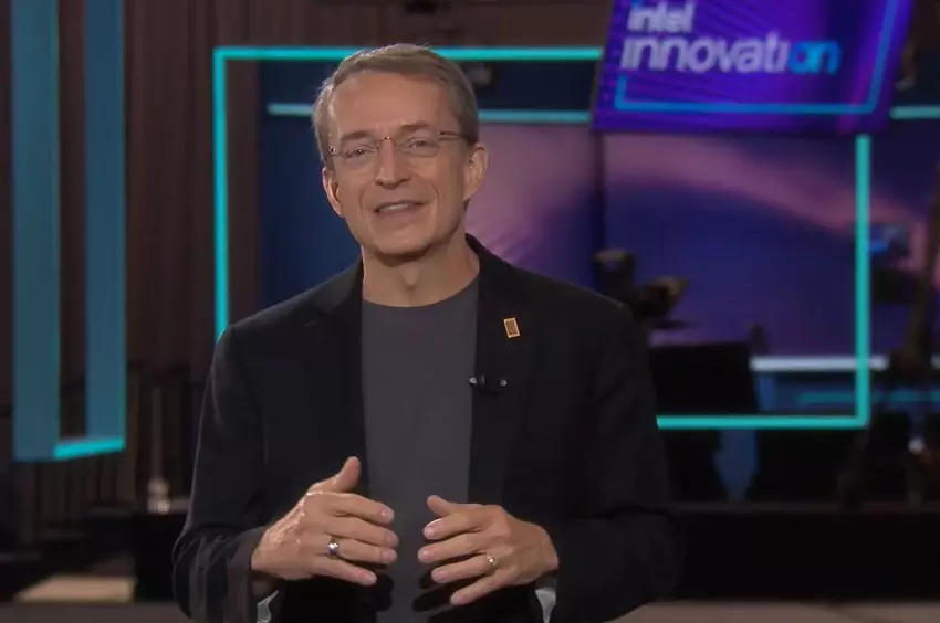 Intel zamierza "dogonić i wyprzedzić" Prawo Moore'a