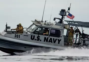 AFU otrzymuje 10-metrowe łodzie Sea Ark ...