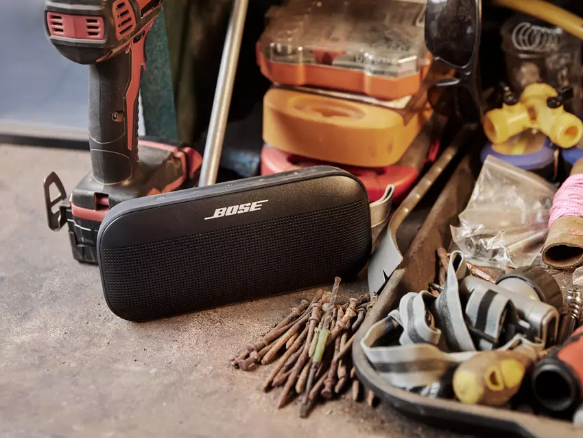 Bose Soundlink Flex na Amazon: bezprzewodowy głośnik z ochroną IP67 i do 12 godzin autonomii za 20 dolarów taniej