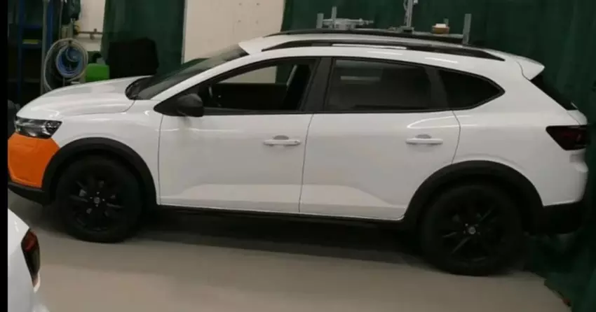 Dacia tworzy nowy kombi do rywalizacji z Skoda Octavia Scout