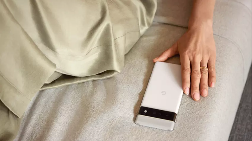 I nie ma problemu: Google przygotowywał funkcję odblokowywania twarzą dla Pixel 6 i 6 Pro, ale nie zrobił tego