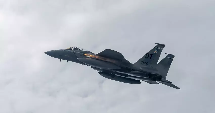 F-15C Eagle po raz pierwszy wystrzelił najnowszy pocisk AIM-120C-8 AMRAAM o maksymalnym zasięgu 180 kilometrów