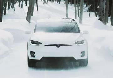 Korea Południowa nakłada na Teslę karę ...