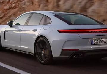 Porsche prezentuje dwie hybrydy plug-in Panamera ...