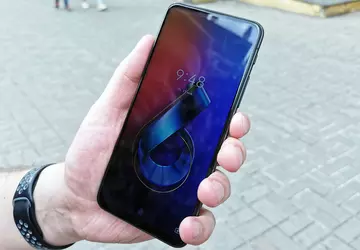 Przegląd ASUS ZenFone 6: "społecznościowy" flagowiec ...