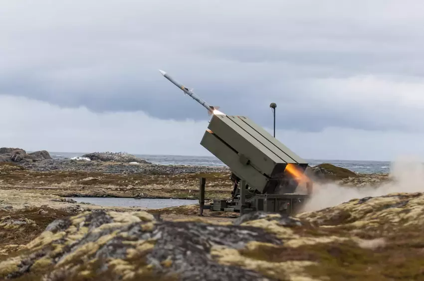 Nie tylko mikrodrony Black Hornet: Norwegia przekaże Ukrainie dwa SAM-y NASAMS