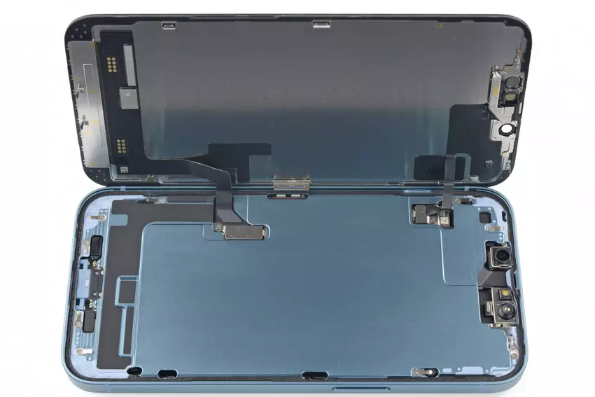 iFixit chwali iPhone'a 14 jako najbardziej naprawialny model od czasów iPhone'a 7