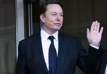 Elon Musk założył X.AI, by rozwijać ...