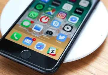 Apple przywróci przycisk Home na iPhone