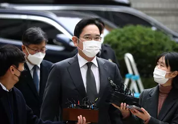 Prezes Samsunga Jay Y. Lee ułaskawiony ...