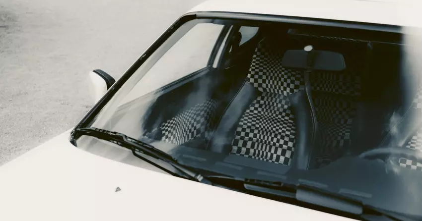 Porsche wznowiło produkcję legendarnych tkanin klasycznych modeli