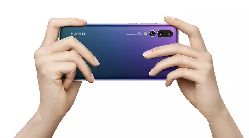 Flagowiec z 2018 roku Huawei P20 Pro otrzymuje globalnie dużą aktualizację EMUI 10.0.0.193 z nowymi funkcjami
