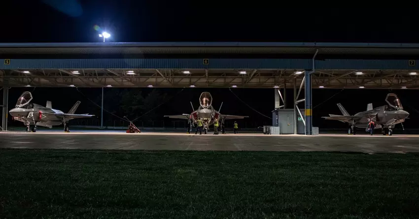 Lockheed Martin wysyła do Wielkiej Brytanii trzy kolejne myśliwce piątej generacji F-35B Lightning II