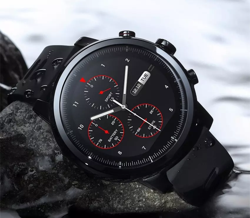 Oryginalny smartwatch Amazfit Stratos w sprzedaży na AliExpress za 78 dolarów