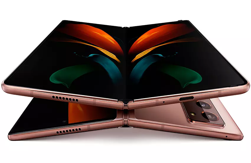 Samsung rozpoczyna aktualizację nośnych wersji Galaxy Fold 2 do Androida 13 w USA