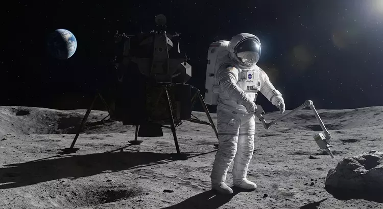 Nowy skafander księżycowy - nadzieja NASA ...