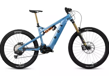 NOX Cycles przedstawia rower elektryczny Amplifier ...