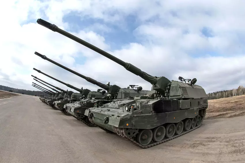 Włochy wyślą na Ukrainę ciężką broń – możliwe, że będą to haubice o zasięgu strzelania 30 km