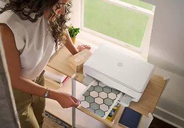 HP wprowadza subskrypcje na swoje drukarki ...