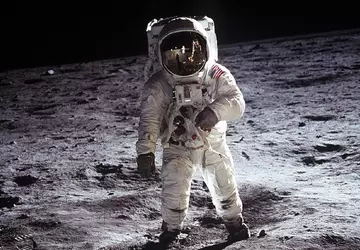 NASA inwestuje prawie 230 mln dolarów ...