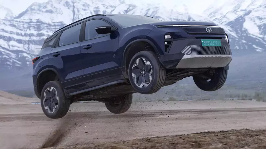 Macierzysta firma JLR stworzyła elektrycznego SUV-a z trybem driftu za 25 000 dolarów