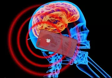 Opublikowała listę 15 smartfonów z najwyższego ...