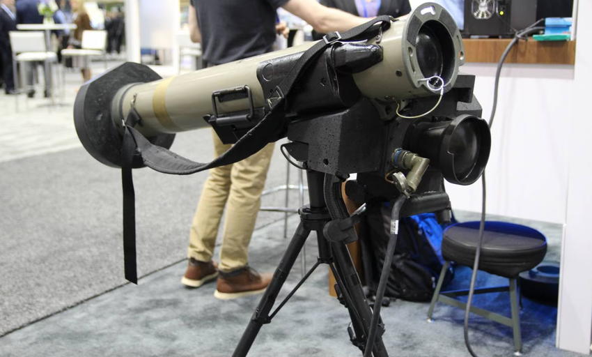 SAIC stworzył symulator dla Javelina napędzany przez Unreal Engine 4, który zawiera symulację zniszczenia rosyjskiego czołgu T-72.