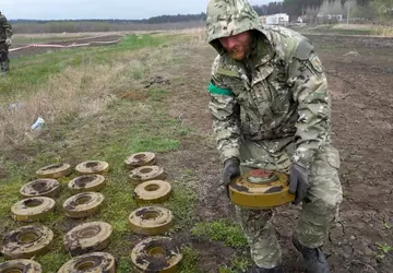 Ponad 200 zagubionych min znalezionych w ...