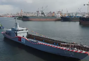 Turcja woduje swój pierwszy amfibijny okręt ...