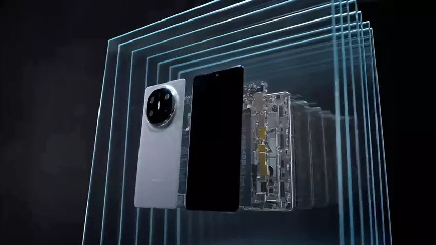 Huawei Mate X6 wytrzymał uderzenie 300-kilogramowego motocykla: szczegóły w materiale wideo