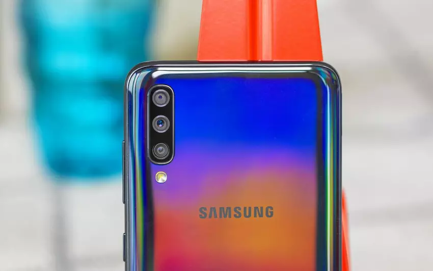 Samsung Galaxy A91 w pełni odtajniony: Snapdragon 855, potrójna kamera i 45-watowe ładowanie