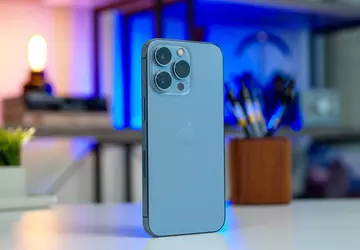 Kobieta zamówiła iPhone’a 13 Pro Max, ...