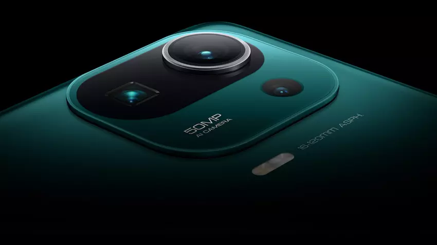 Xiaomi 12 Pro już blisko – cena Xiaomi Mi 11 Pro spadła do rekordowo niskiego poziomu