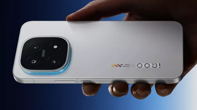 iQOO 15 Ultra: Najpotężniejszy smartfon kwietnia ...