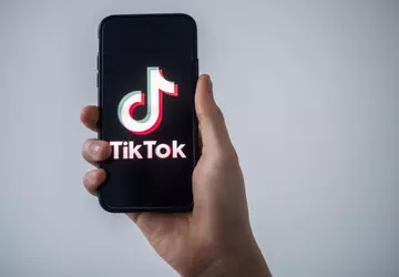 Rosjanie nie mogą publikować filmów w ...