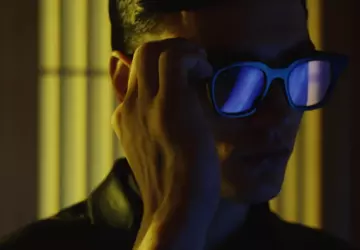 Facebook i Ray-Ban opracowują inteligentne okulary, ...