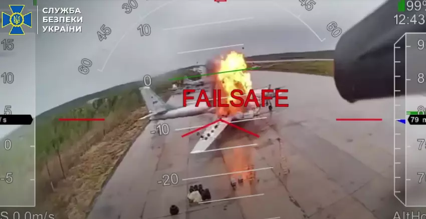 Epickie wideo od SBU: ukraińskie drony niszczą strategiczną aviację Rosji