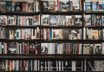 Francja próbuje chronić swój przemysł księgarski ...