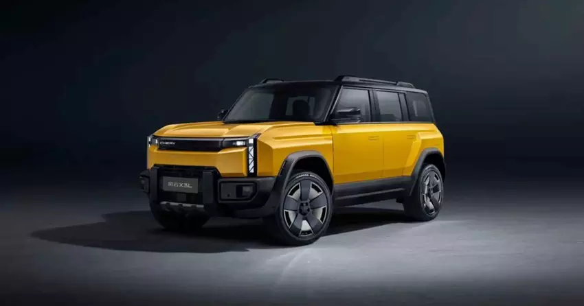 Chery Fulwin X3L na tle górskiego krajobrazu