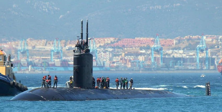 Stany Zjednoczone wysłały do Republiki Korei okręt podwodny USS Annapolis o napędzie atomowym z pociskami Tomahawk, w ślad za okrętem USS Kentucky.