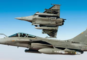 Francja wyśle cztery myśliwce Dassault Rafale ...