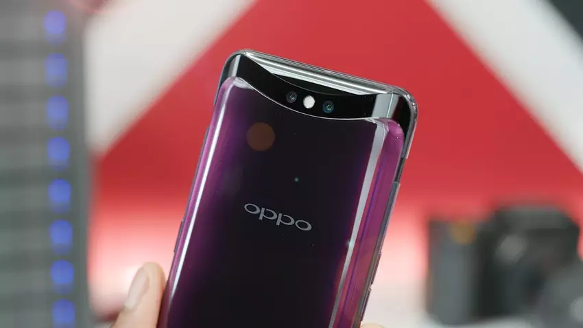 Oppo przygotowuje kolejny smartfon z niezwykłą kamerą przednią