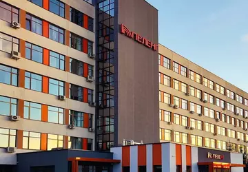 Setki i tysiące celowników do pojazdów ...