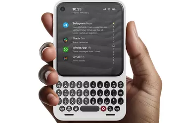 Przedstawiono Clicks Communicator — kolejną reinkarnację ...