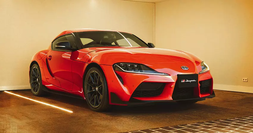 Toyota GR Supra Mk6 może otrzymać silnik turbo-hybrydowy o mocy ponad 400 KM.