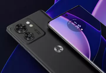 Motorola Edge 40 w wideo: tył ...