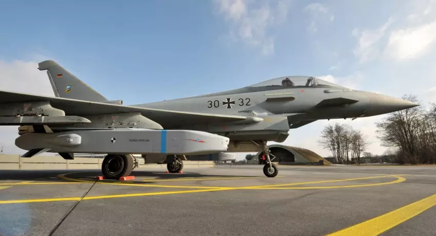 Niemiecki minister spraw zagranicznych przybywa do Kijowa - Ukraina bliżej otrzymania rakiet dalekiego zasięgu Taurus o promieniu rażenia 500 km