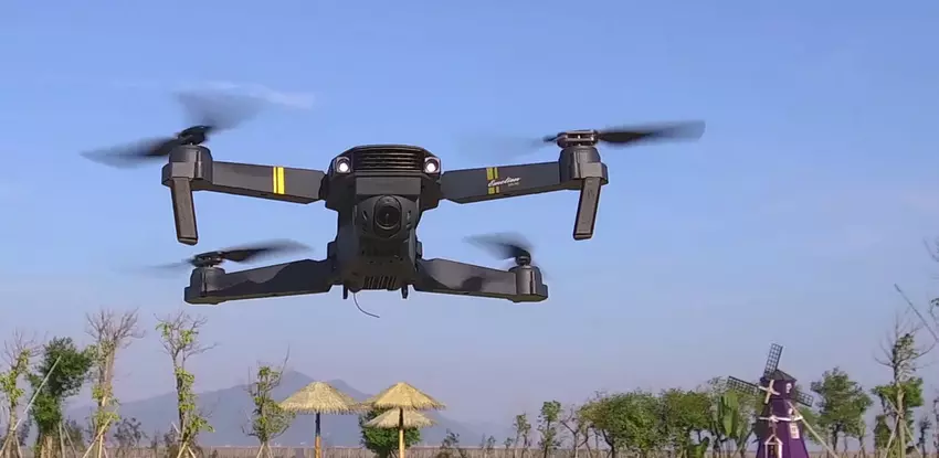 Eachine E58 недорогой квадрокоптер с AliExpress