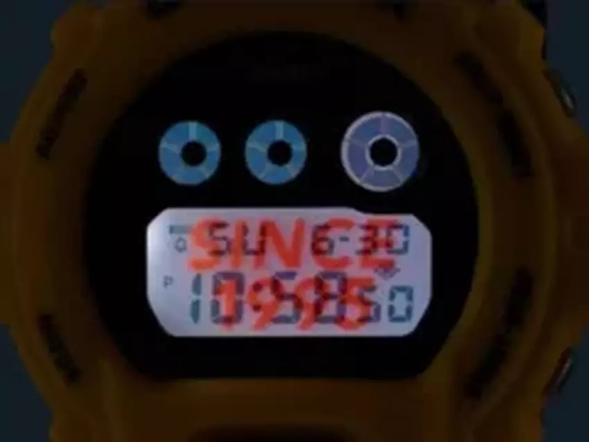 Zegarek Casio G-Shock DW-6900TR z białym podświetleniem LED